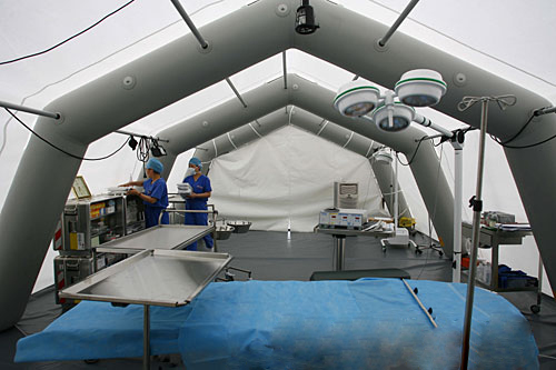 移动式野战医院在地震中的配套使用